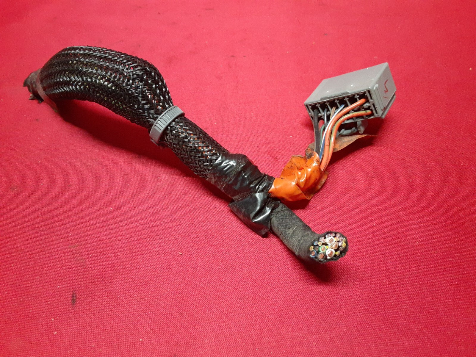 2013 - 2019 Lincoln MKT Power Inverter Module  PIGTAIL ONLY!!!  DE9Z-19G317-B