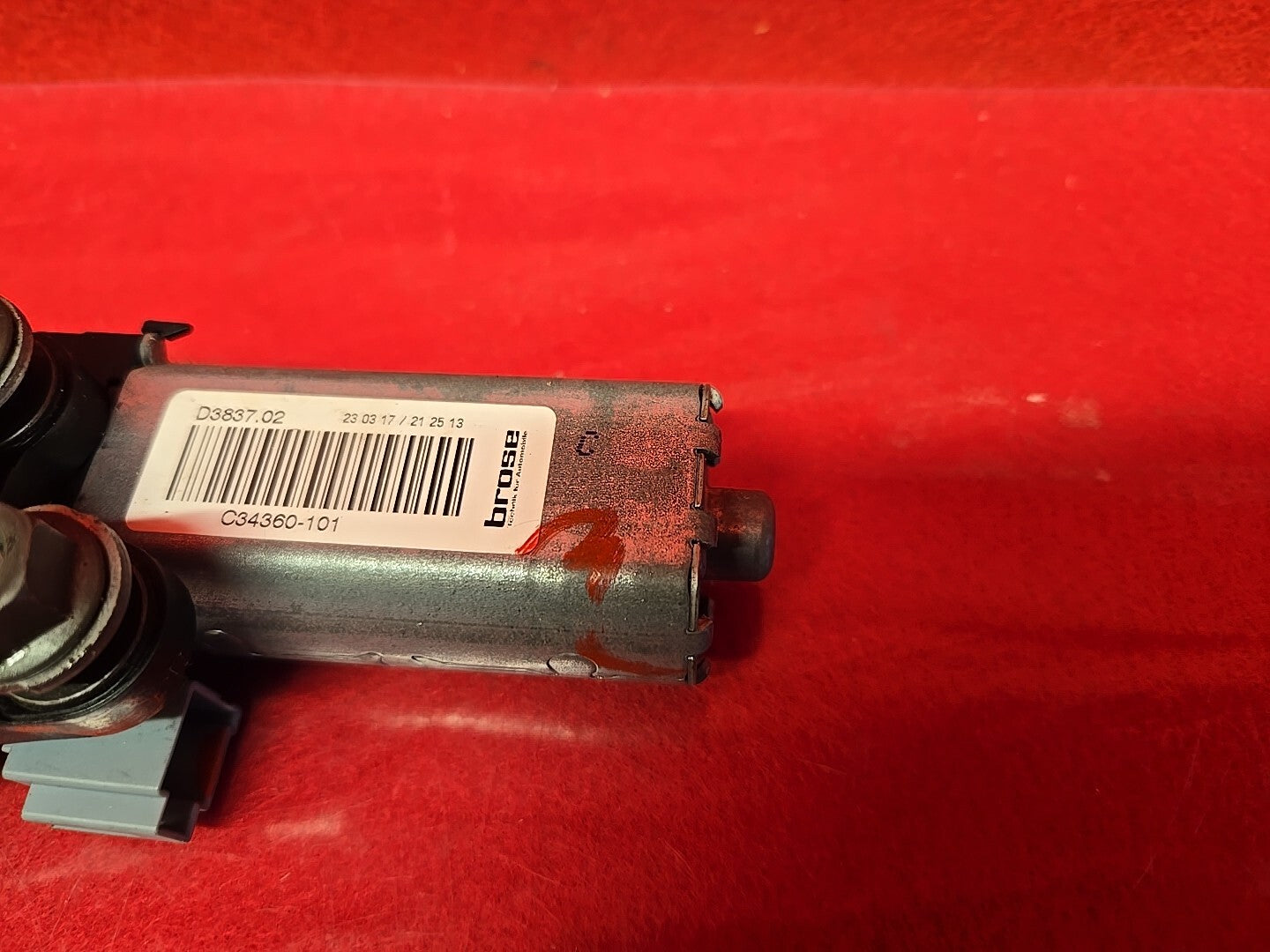 18-20 Buick Regal Sportback TourX 21-23 Envision LEFT DRIVER Recliner Motor