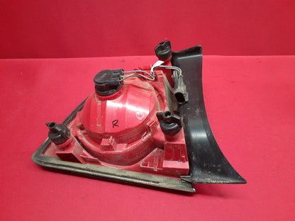 2008 - 2012 Chevy Chevrolet Malibu RIGHT OUTER Tail Light Lamp on Body 20914364