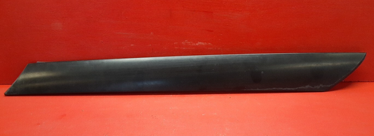 2010 2011 Kia Soul RIGHT PASSENGER SIDE EXTERIOR Trim Pillar 86181-2K000