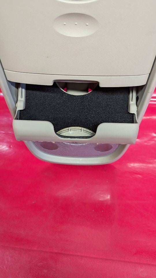 2007-2009 Kia Sorento Upper Dome Light Sunglass Compartment Map Console Beige
