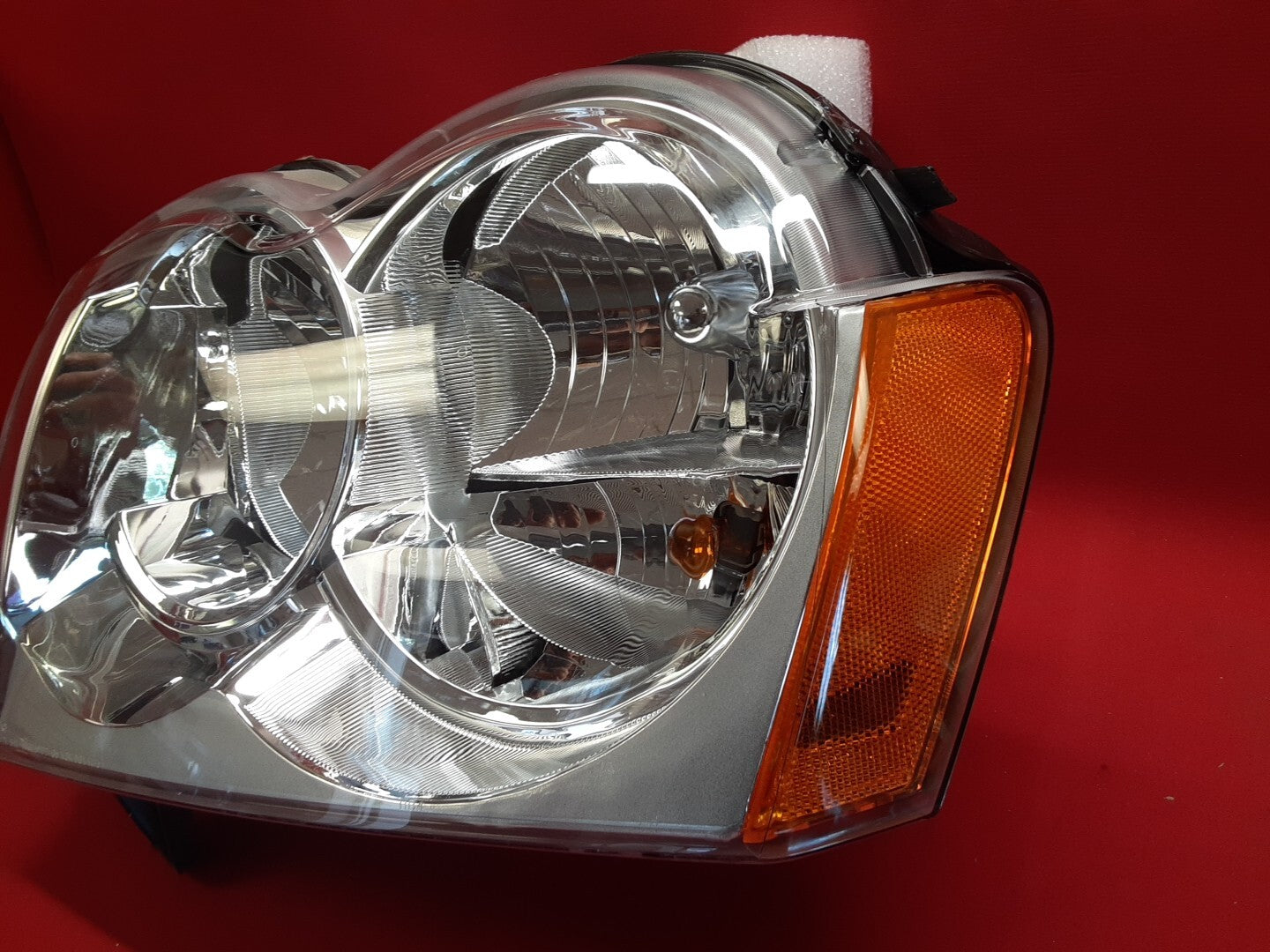 Depo Left Driver Headlight 333-1172L-AF for 2005-2007Jeep Grand Cherokee