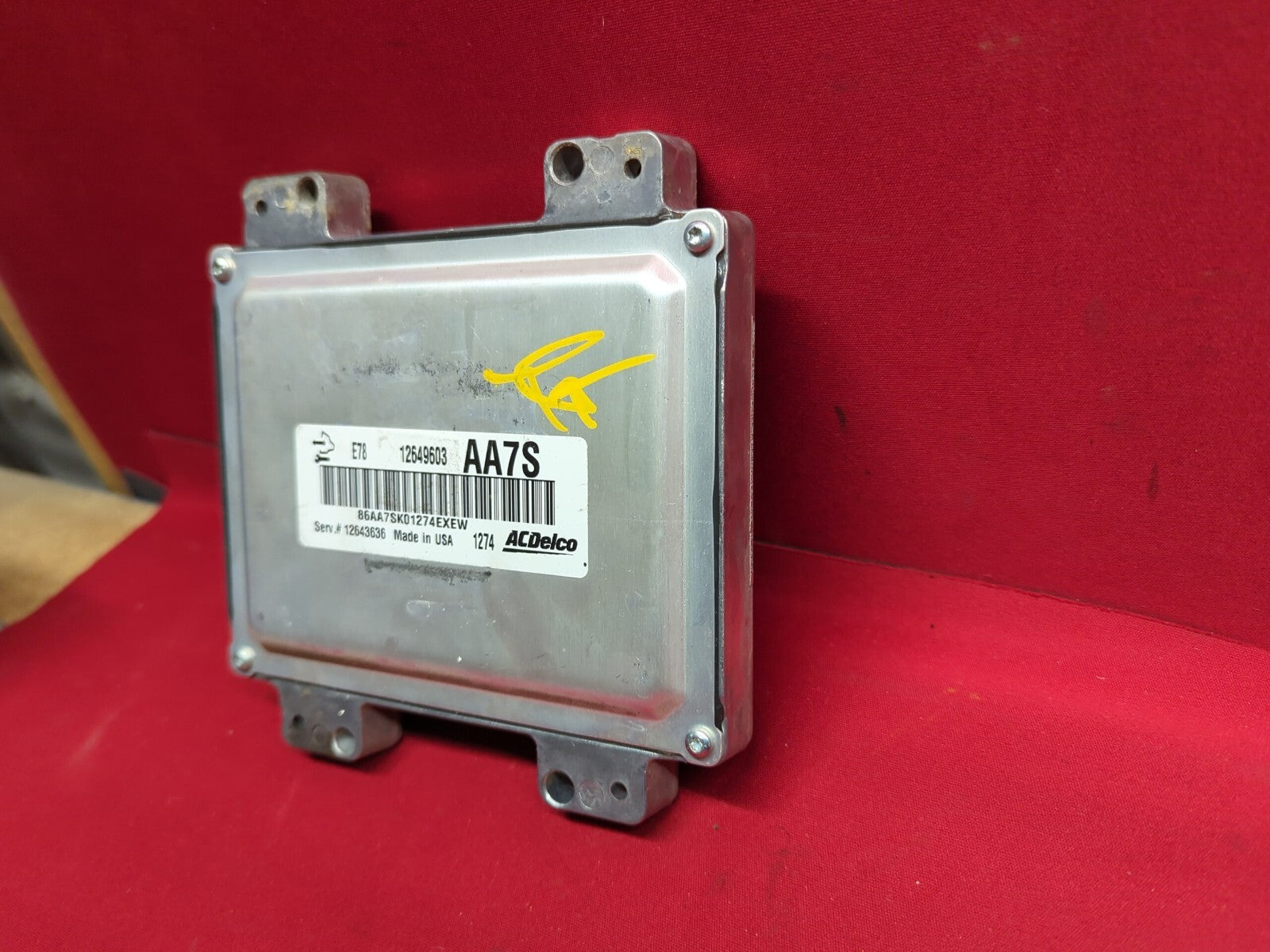 2011 - 2018 Multiple GM Vehicles - Engine Control ECU ECM Module - 12649603