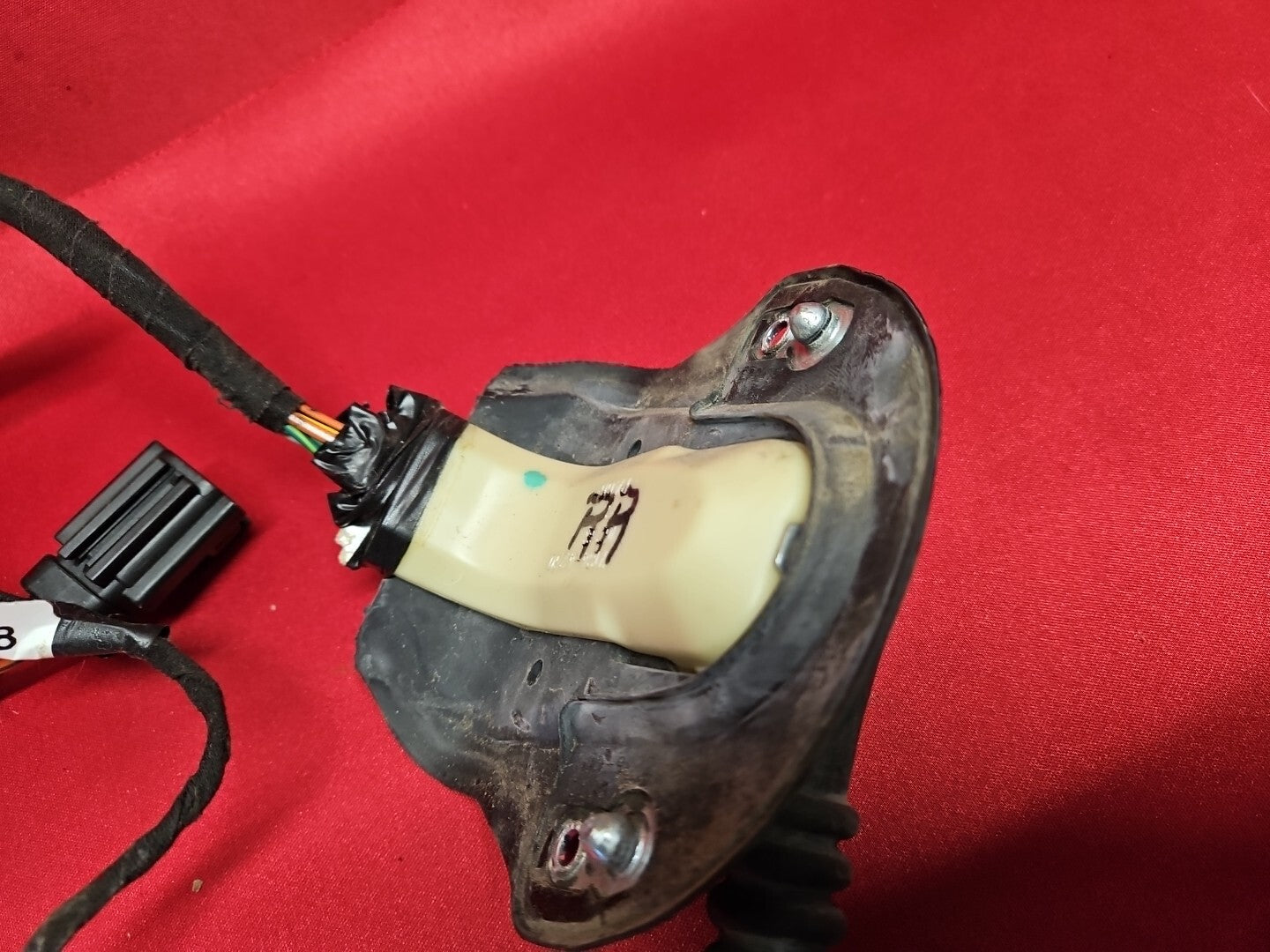 2011 - 2013 Jeep Grand Cherokee RIGHT REAR PASSENGER Door Jumper Wiring Harness