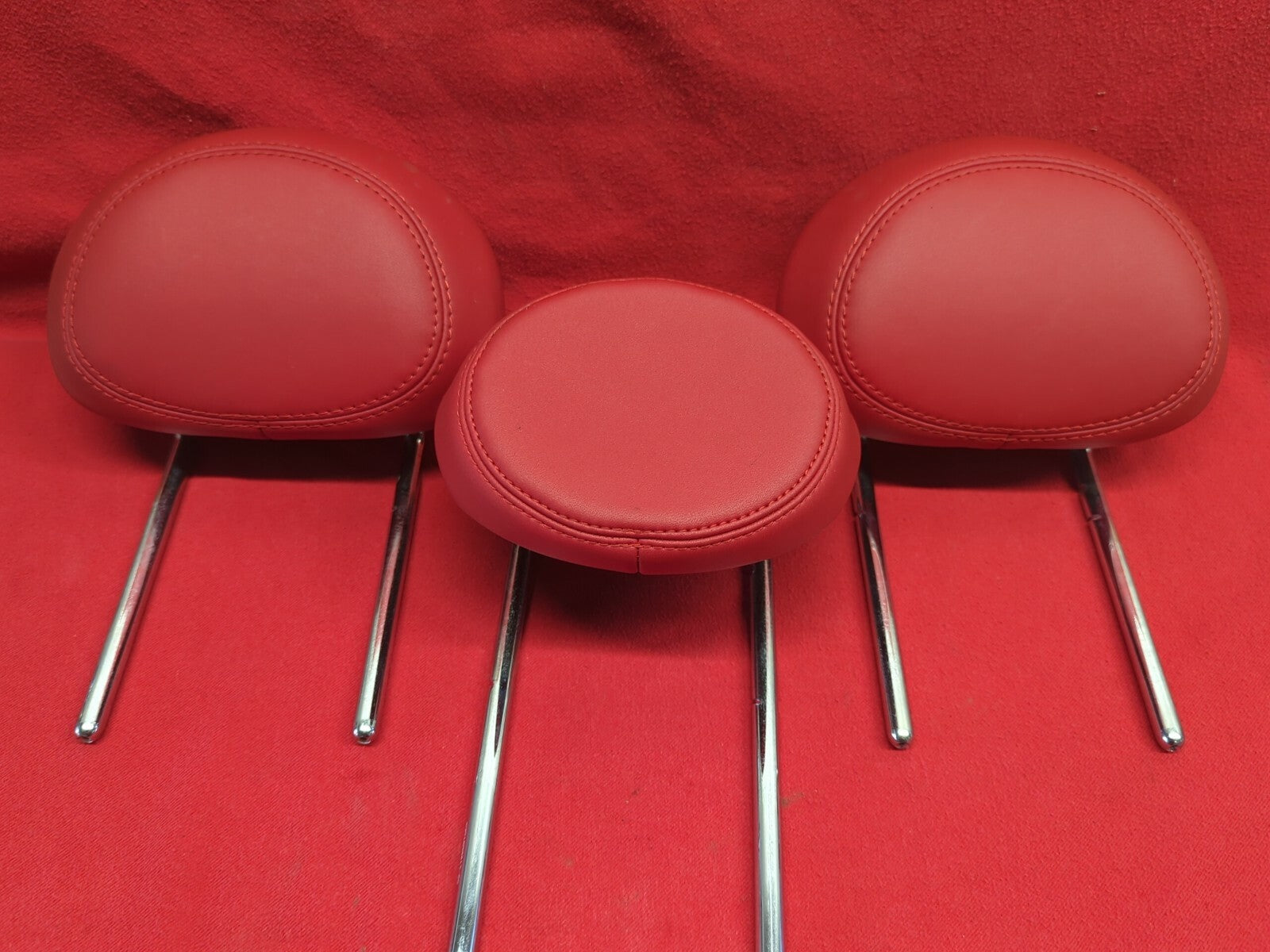 2016 Fiat 500x EASY Red Leather REAR Left/ Right/ Center Headrest Head Rest SET