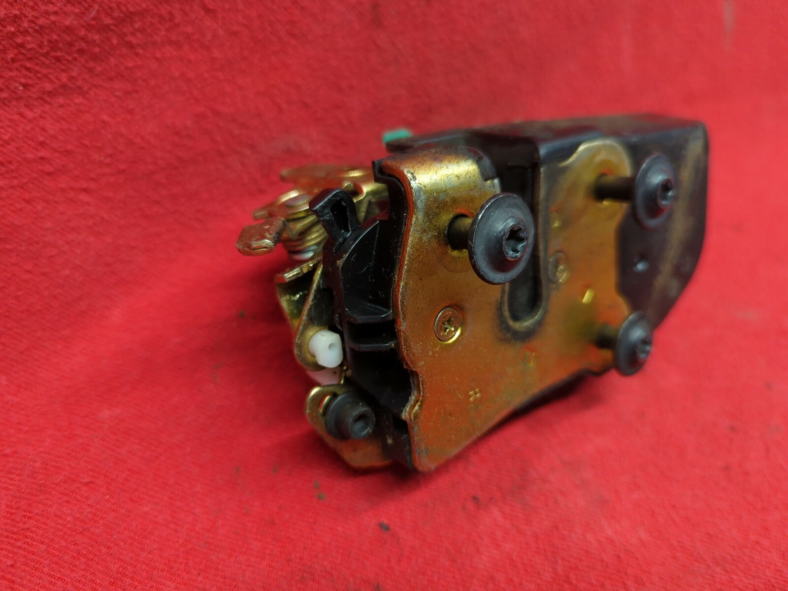 2004 2005 2006 2007 2008 2009 Dodge Chyrsler FRONT RIGHT Door Lock Actuator