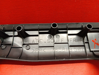 2022-2023 Mitsubishi Outlander Front Right Scuff Sill Trim 7656A358XA