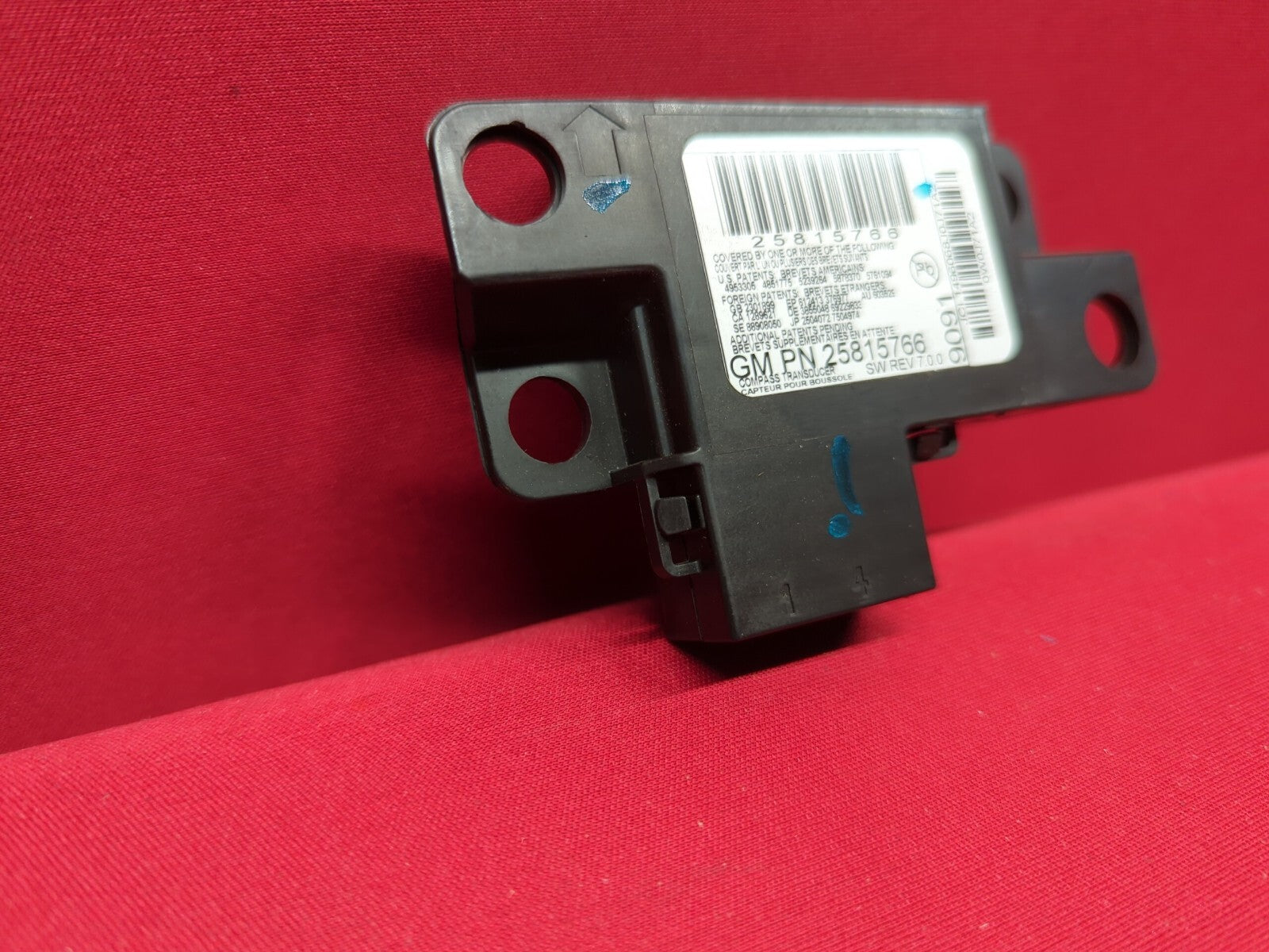 2008 - 2021 Chevrolet Cadillac GMC Electronic Compass Module Unit 25815766