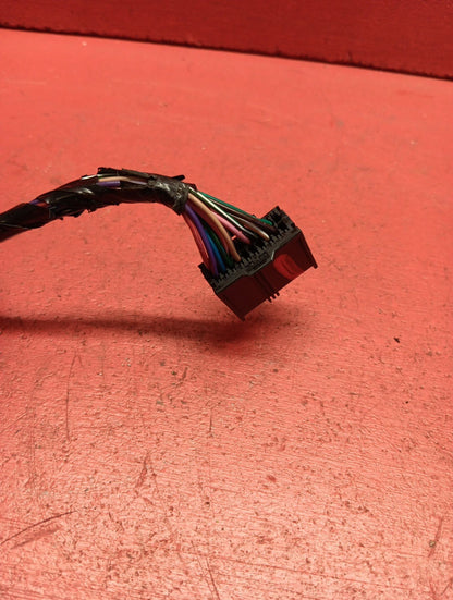 2007-2012 GMC Acadia Instrument Cluster Speedometer Gauge Unit PIGTAIL 23161137
