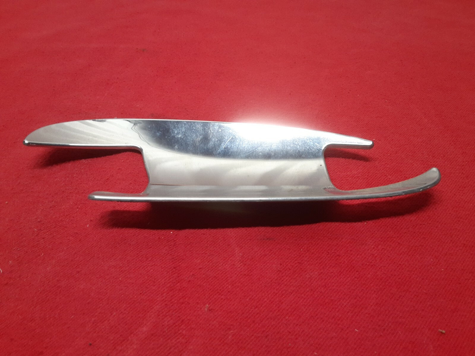 2012 Mercedes C300 C-Class RIGHT SIDE Front or Rear Chrome Door Handle Insert