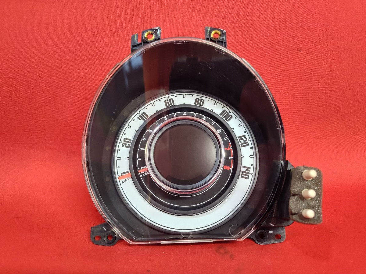 2013 Fiat 500 1.4L Speedometer Instrument Cluster MANUAL TRANSMISSION / MPH