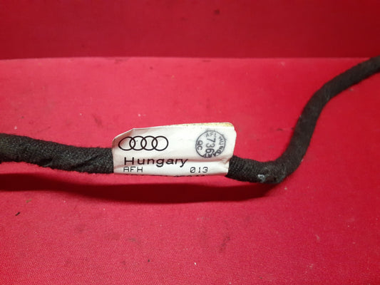 2002 - 2006 Audi Navigation System Player Unit 	4B0-919-887-EX   PIGTAIL WIRE