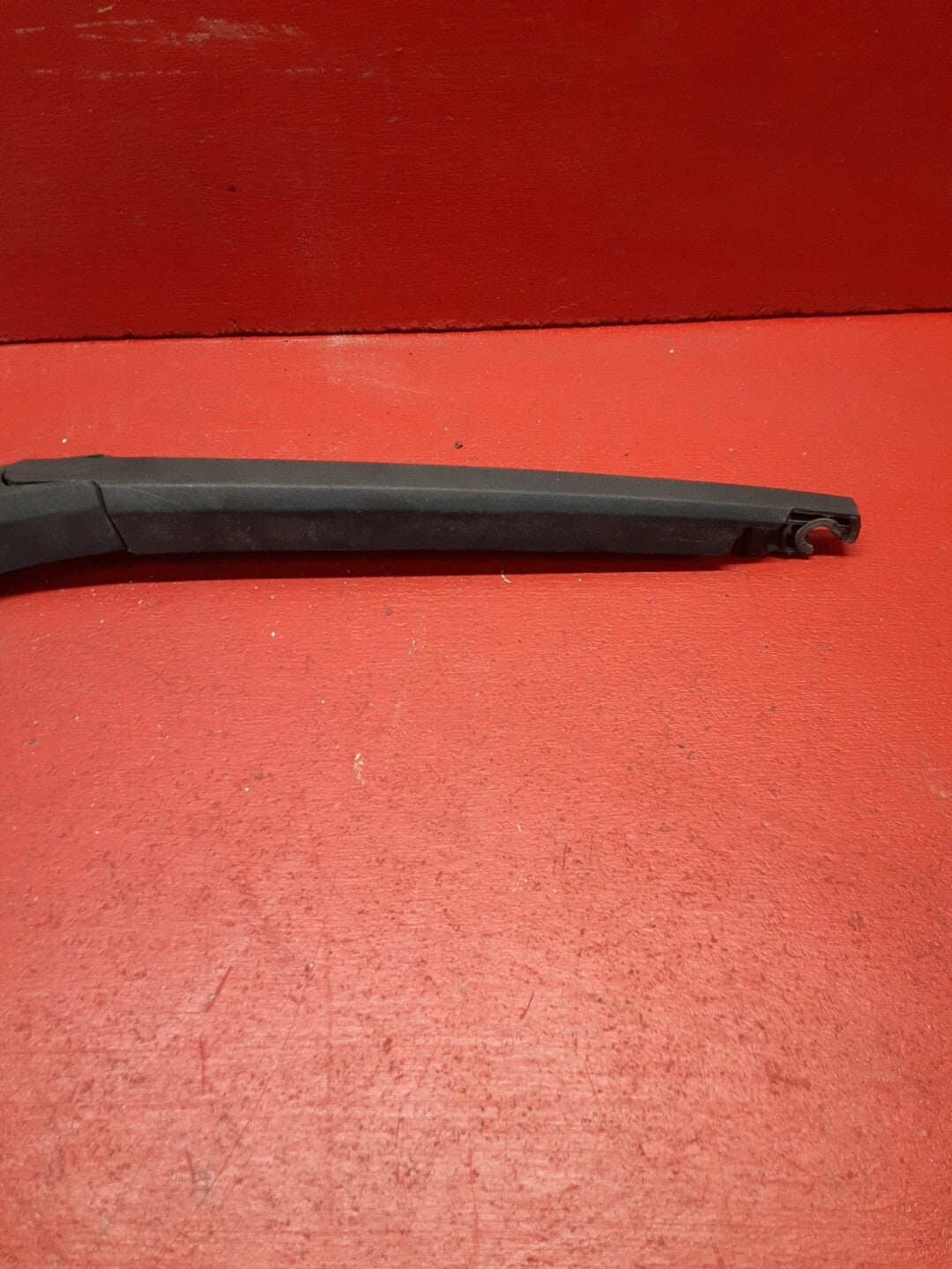 2013-2016 Chevrolet Spark Rear Back Glass Wiper Arm 95995875