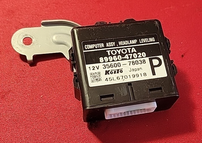 2004 2005 Toyota Prius Headlight Leveling Control unit Module 89996047020