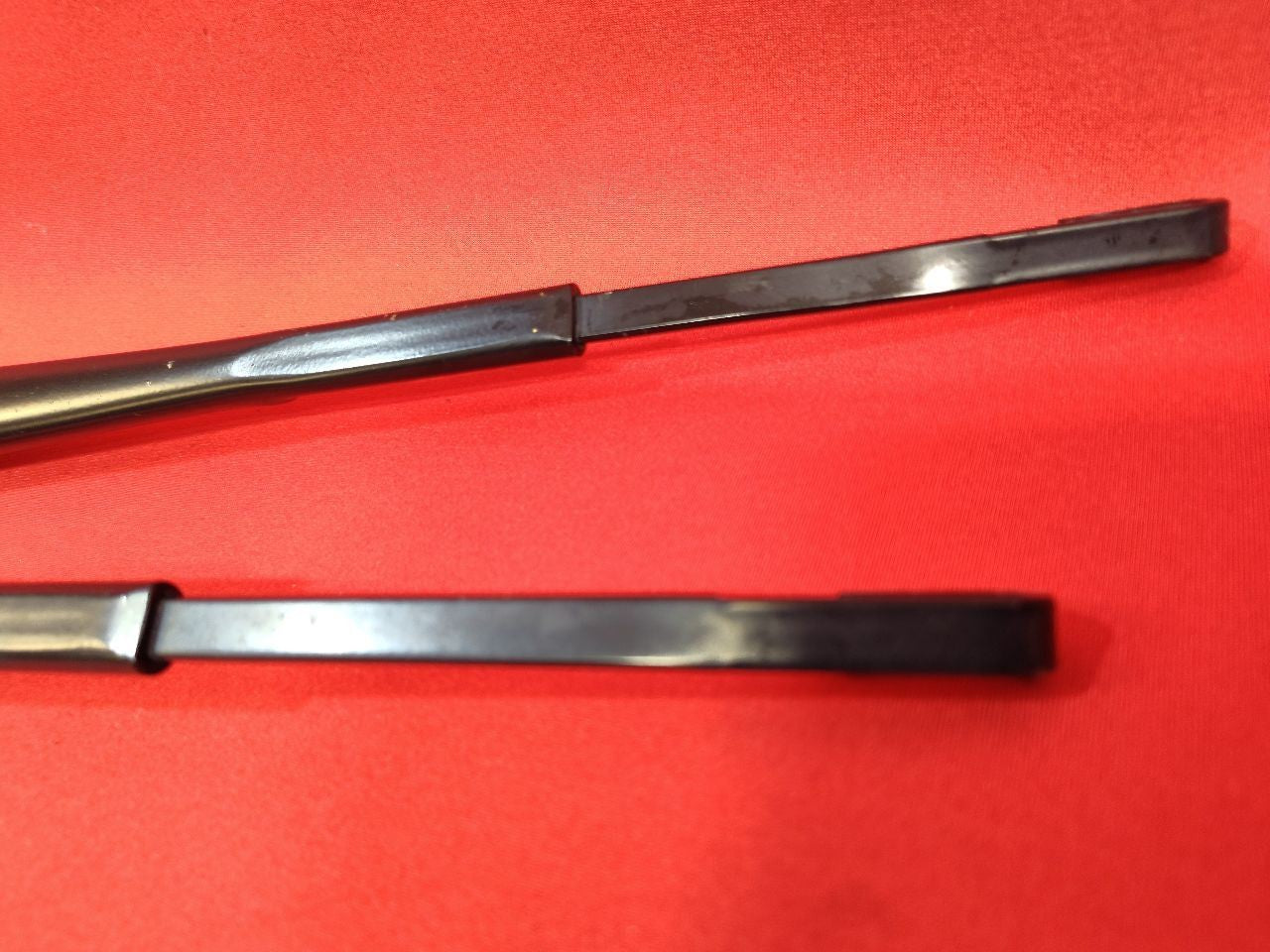2010-2016 Land Rover LR4 Front Windshield Wiper Arm SET - From VIN CA620199