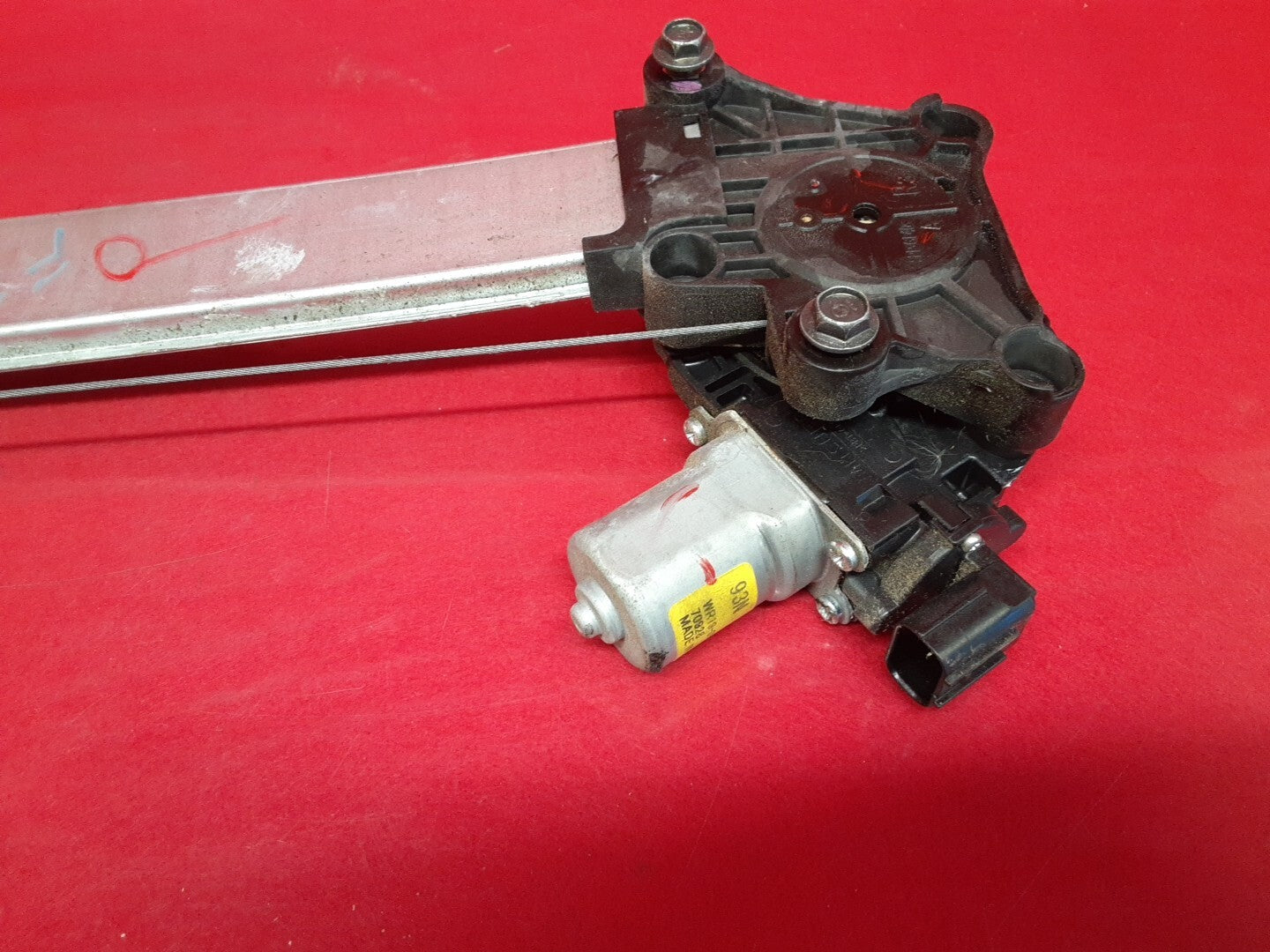 2017 - 2022 Honda CR-V CRV Front Right Passenger Window Regulator w/ Motor Auto