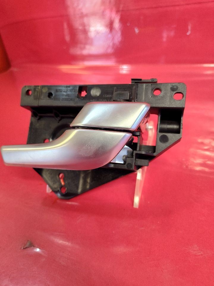 2012-2019 Range Rover Evoque FRONT RIGHT PASSENGER Interior Door Handle