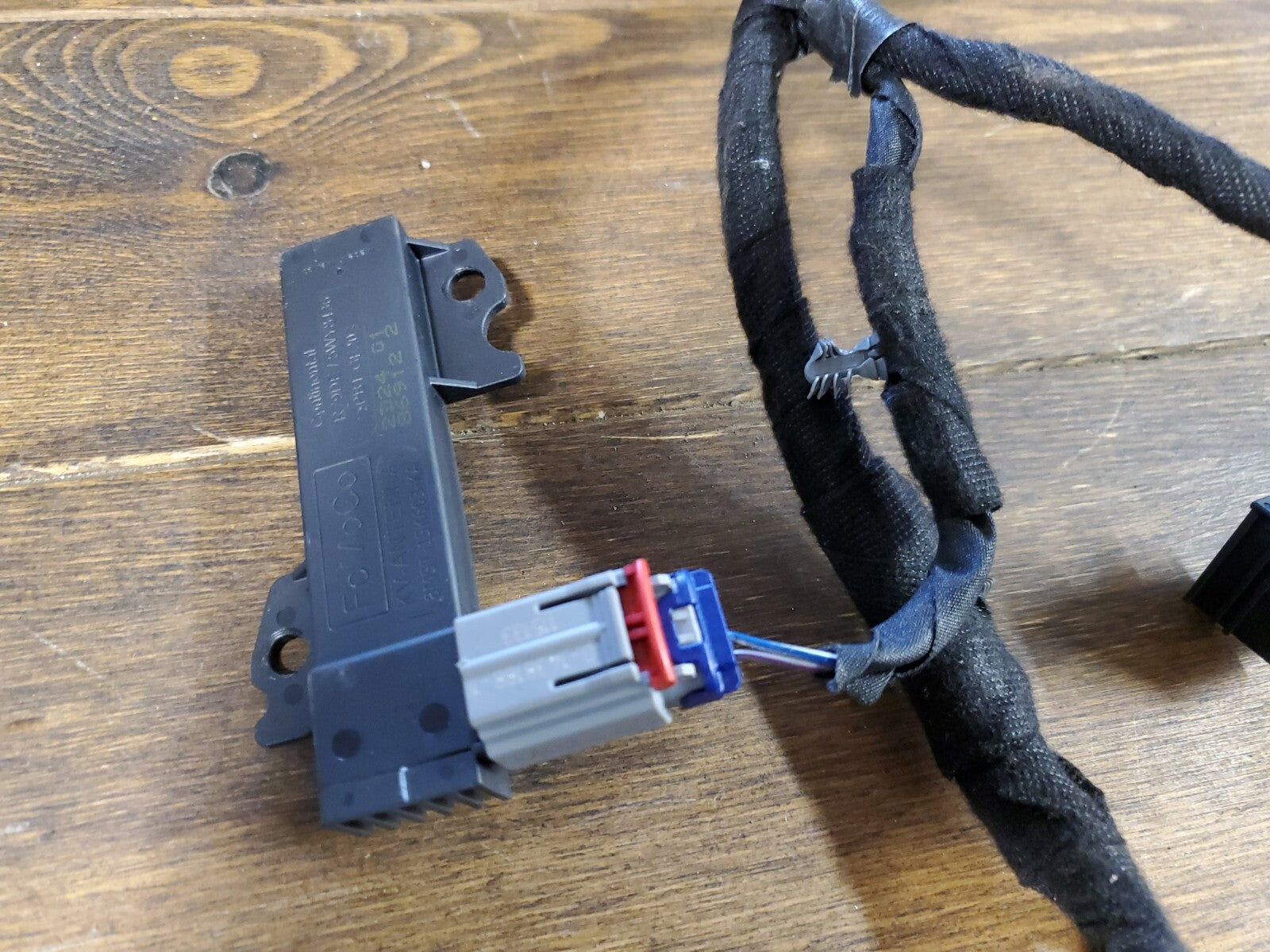 2013 - 2019 Lincoln MKT FRONT Center Console Wiring Harness DE9T-14B079-BC