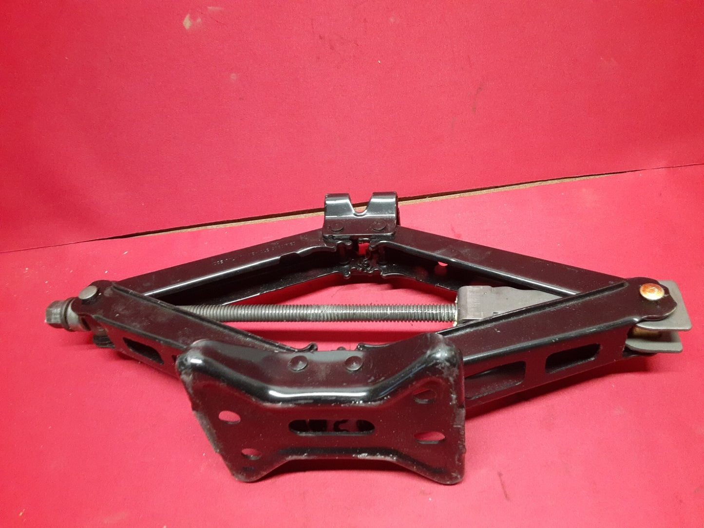 2000 - 2015 Buick Chevy Pontiac Cad Olds Emergency Spare Tire Jack Set 13590430
