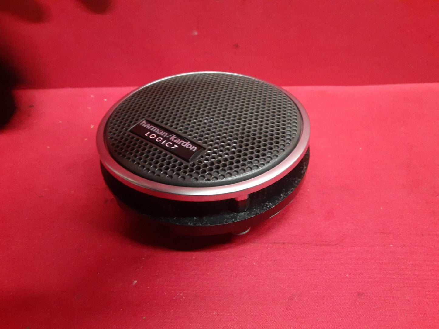 2005 Range Rover HSE REAR Left or Right Speaker Harmon Kardon XQM500180
