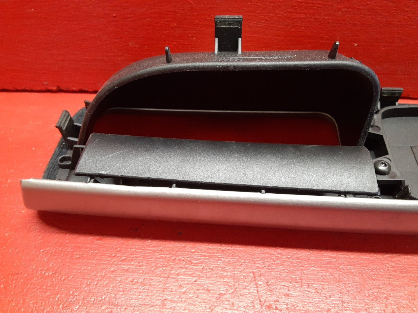 2004 - 2007 Volvo V50 S40 FRONT RIGHT PASSENGER Side Window Switch and Bezel