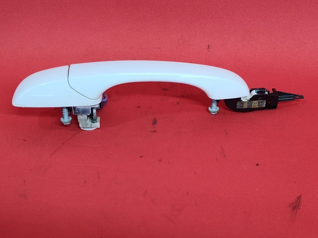 13-26 Durango 13-22 Grand Cherokee REAR RIGHT PASSENGER Door Handle PW7 White