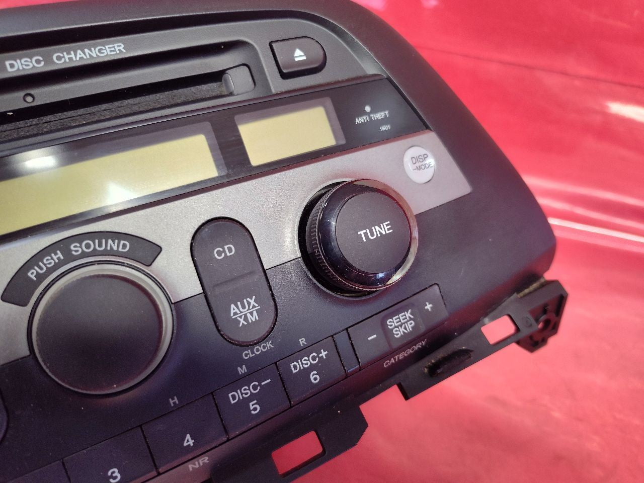2005-2010 Honda Odyssey Radio Stereo Receiver 6-Disc CD Changer XM - 1BU1 Code