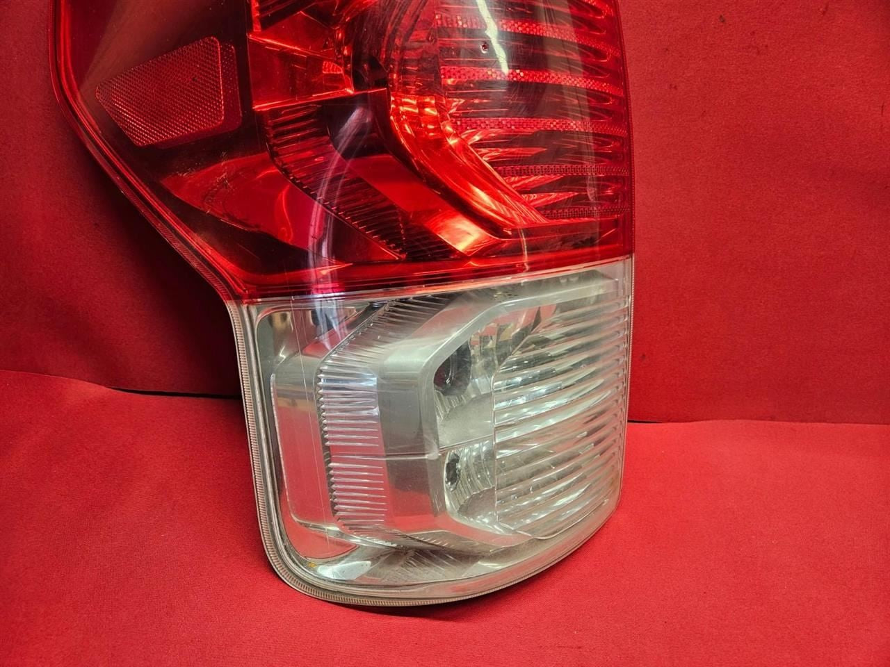 2010-2013 Toyota Tundra LEFT DRIVER Tail Light Lamp Halogen 81560-0C090