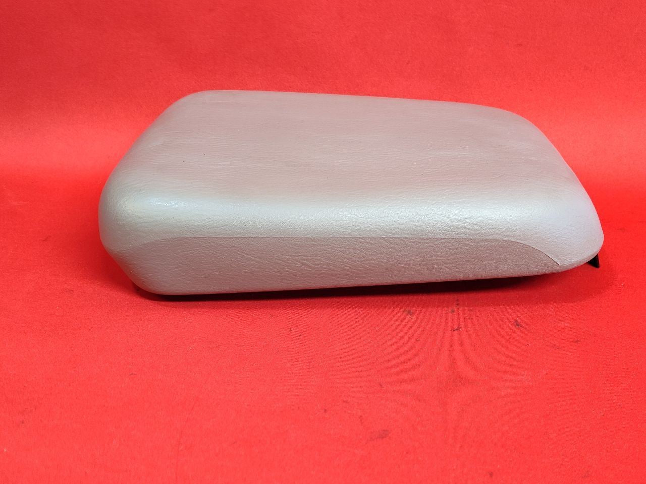 2001-2004 Jeep Grand Cherokee WJ Center Console Arm Rest Lid Beige / Taupe
