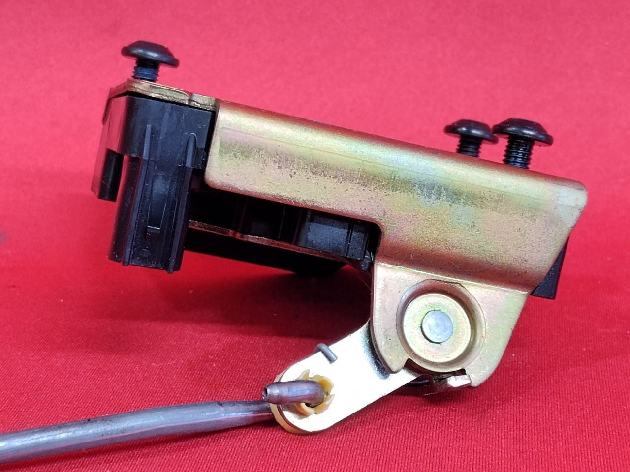 2001-2007 Mazda Tribute Ford Escape Tailgate Liftgate Hatch Latch Lock Actuator