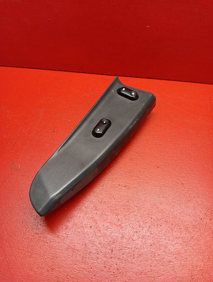 99-01 Ford Super Duty Front Right Passenger Window Switch 2C3T-14A563-AA