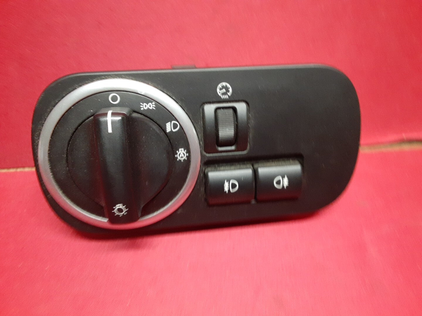 2010 - 2016 Land Range Rover Headlight Switch w/ Auto Headlamps & Fogs LR010876