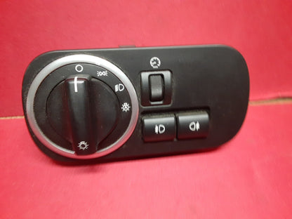 2010 - 2016 Land Range Rover Headlight Switch w/ Auto Headlamps & Fogs LR010876