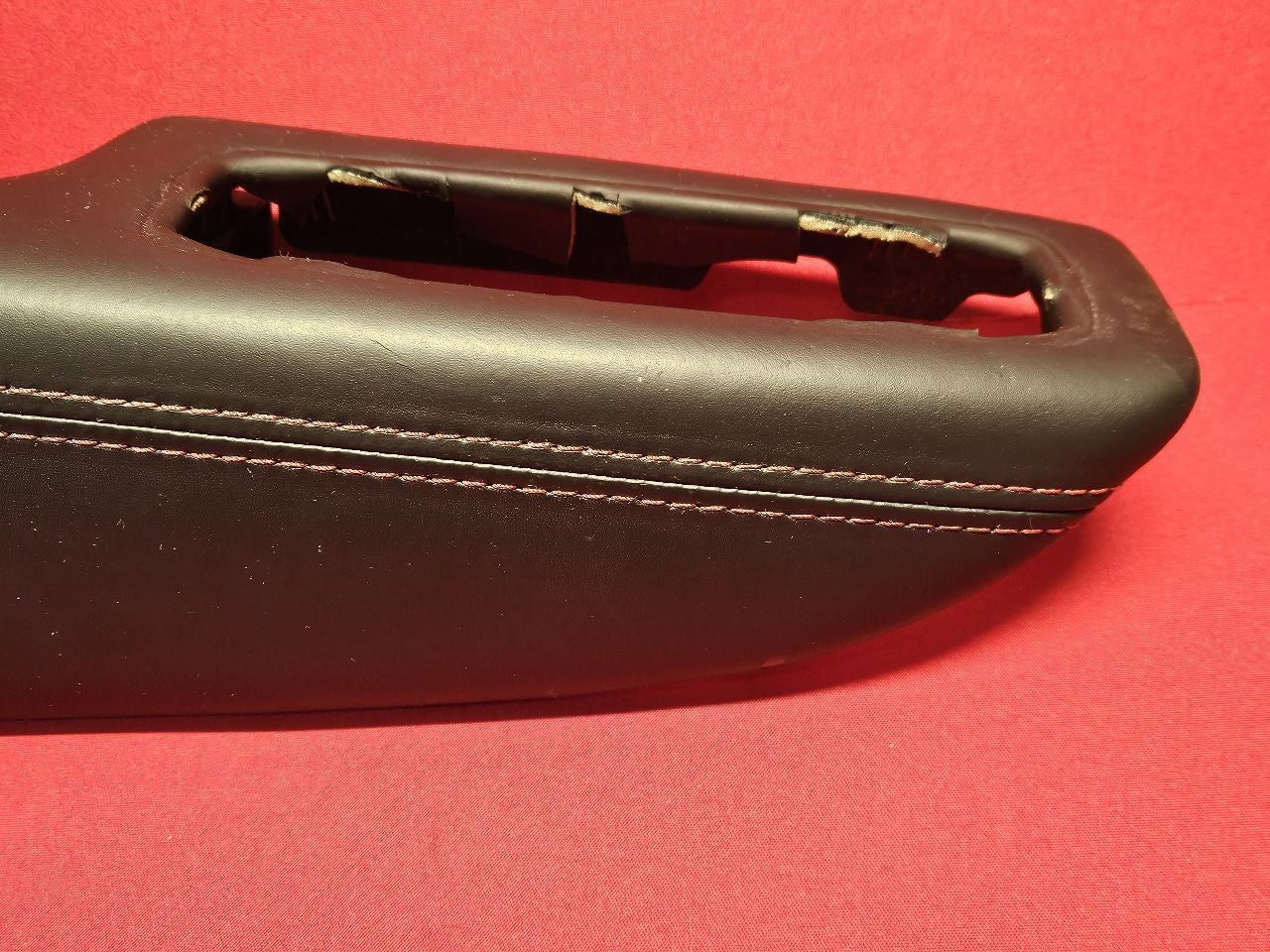 2015-2017 Dodge Durango R/T Left Driver FRONT Door Armrest Leather RED STITCH