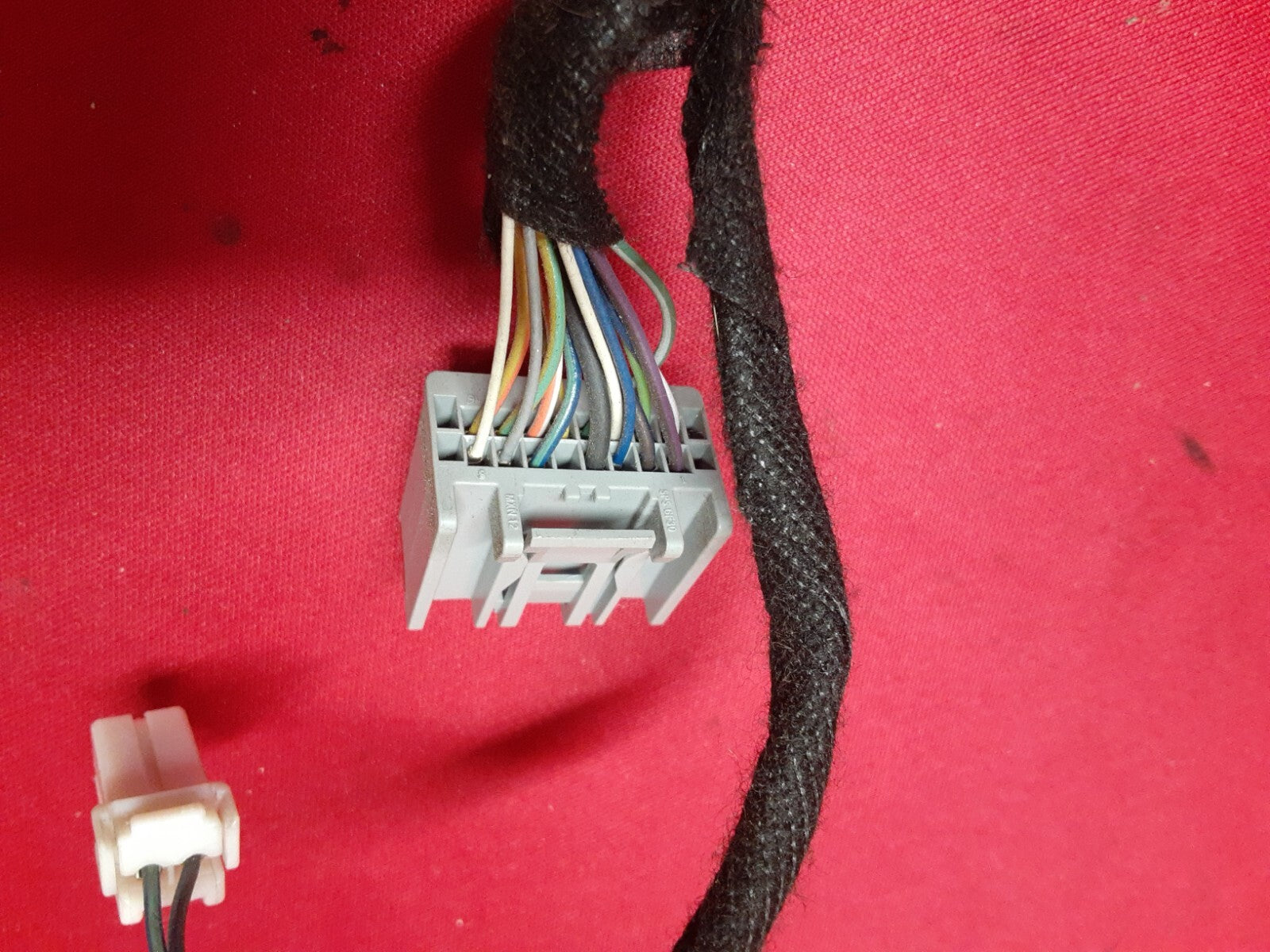 2013 - 2019 Lincoln MKT  Parking Assistant Module DE9Z-14B291-A  PIGTAIL ONLY