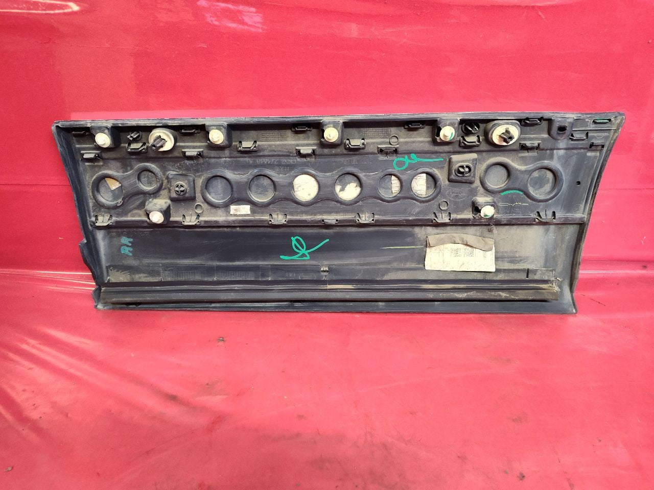 2013-2022 Range Rover REAR RIGHT PASSENGER Door Cladding Moulding w/ Trim SET