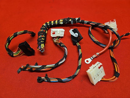 2006 Range Rover V8 Supercharged Interior REAR Quarter Panel Fuse Box - PIGTAILS