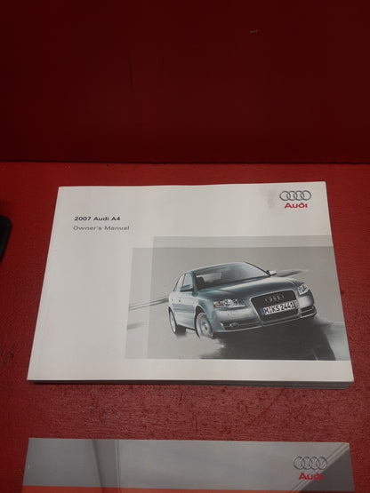 2007 Audi A4 Quattro 2.0L 5PC. Owner's Manual Users Guide W/ Case OEM