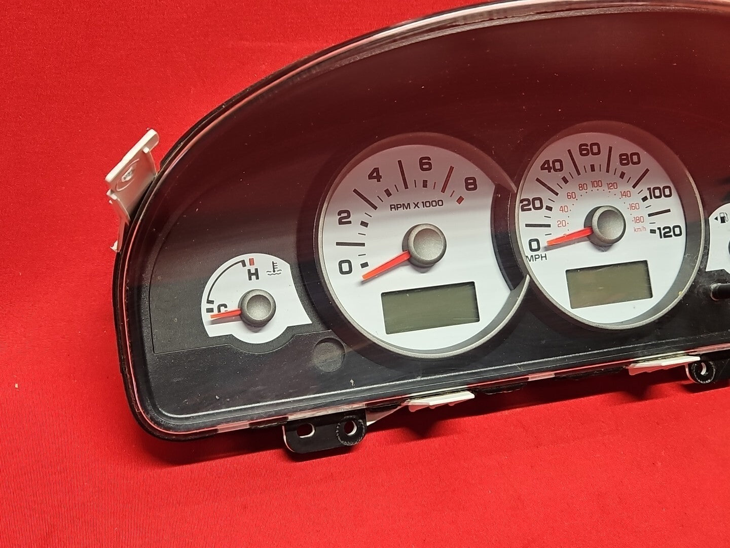 2006 2007 Ford Escape Speedometer Instrument Cluster 	6L8Z-10849-RA