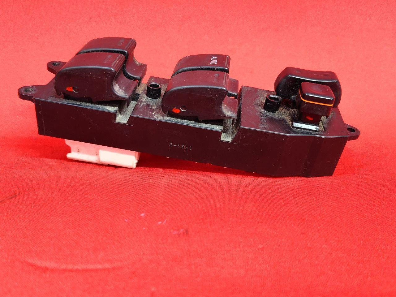 1998-2003 Toyota Rav-4 Rav4 LEFT DRIVER Door Master Window Lock Switch