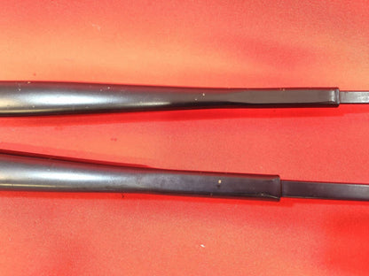 2010-2016 Land Rover LR4 Front Windshield Wiper Arm SET - From VIN CA620199