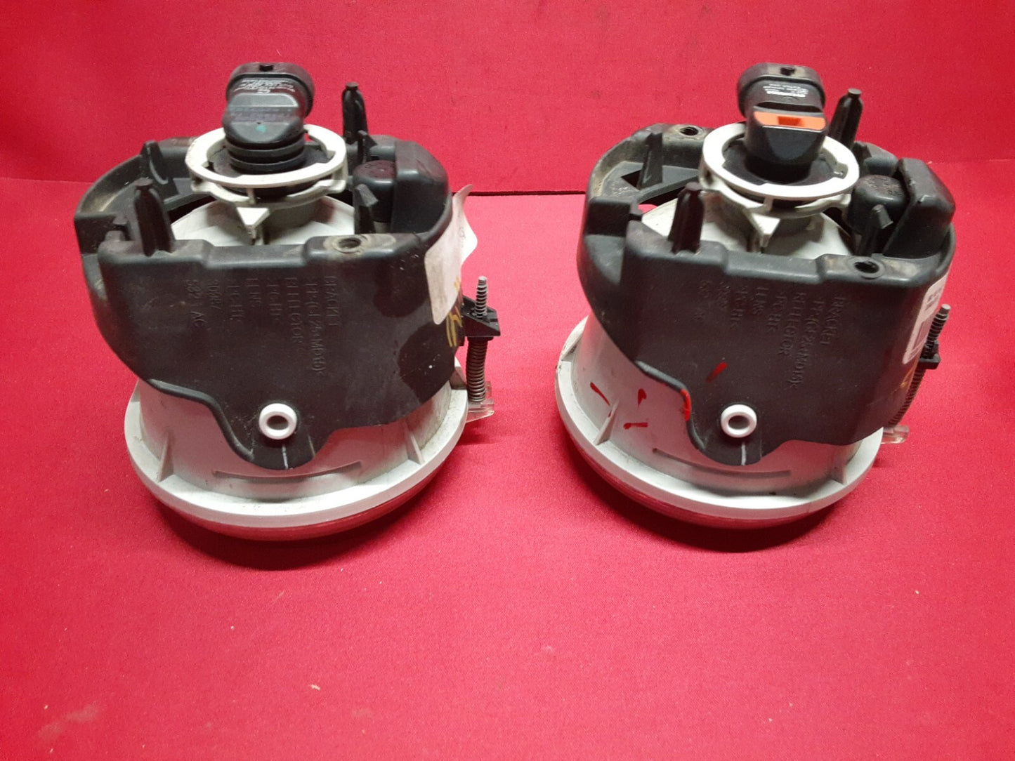 2005 - 2010 Dodge Chrysler Jeep Fog Light Lamp Left & Right PAIR 4805859AB