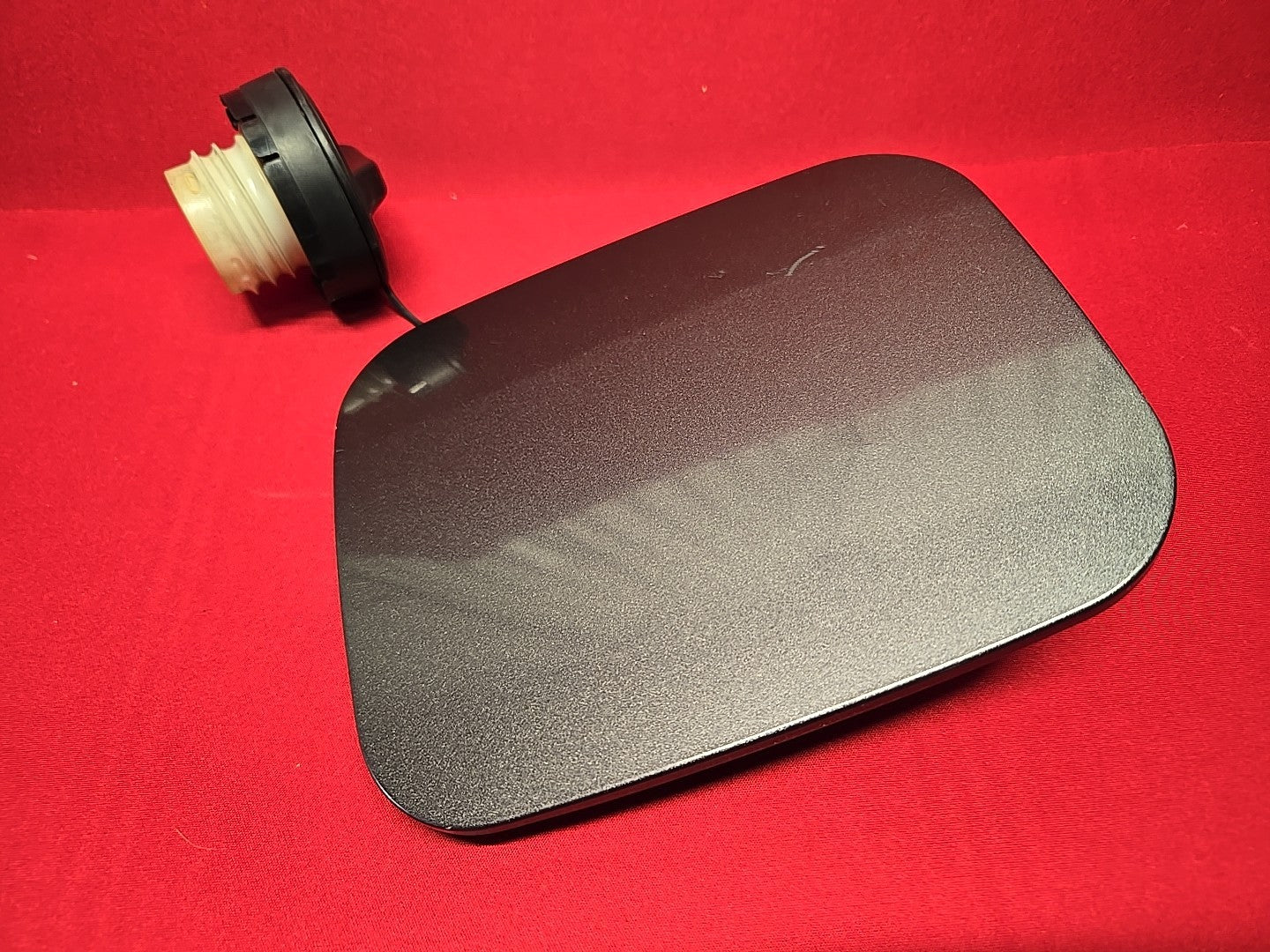 2007-2011 Toyota Camry Fuel Door W/ Cap OEM Gray 77350-06030