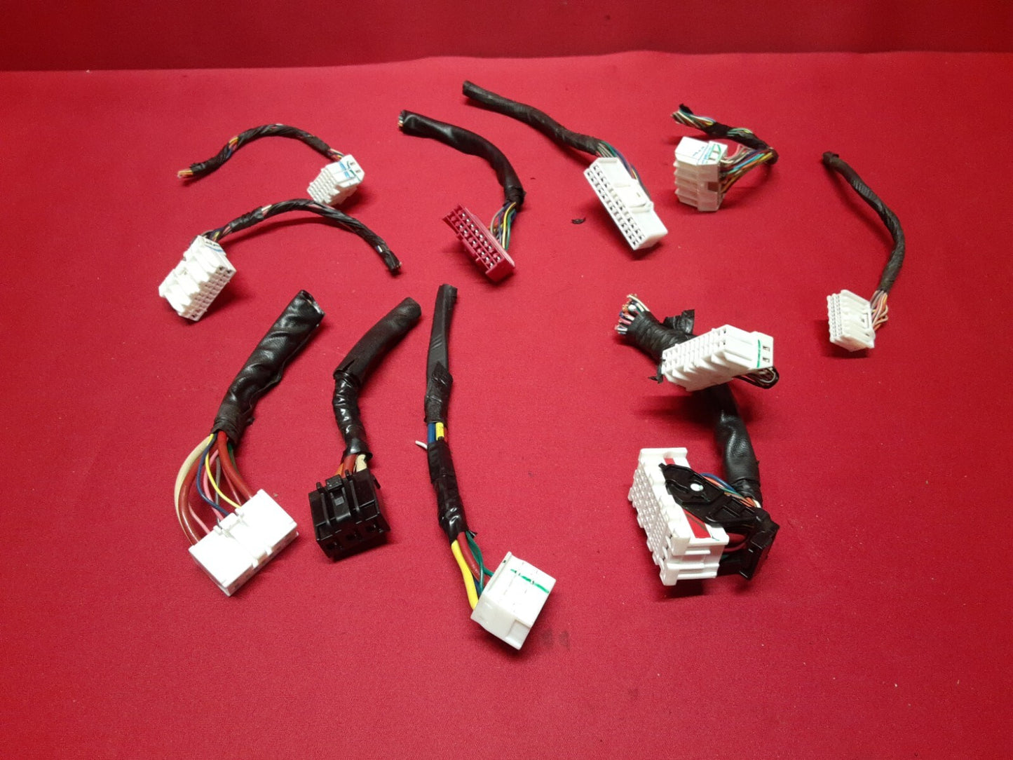 2011 Kia Sorento Interior Fuse Block Auto Light Smart Key 95400-1U031  PIGTAILS