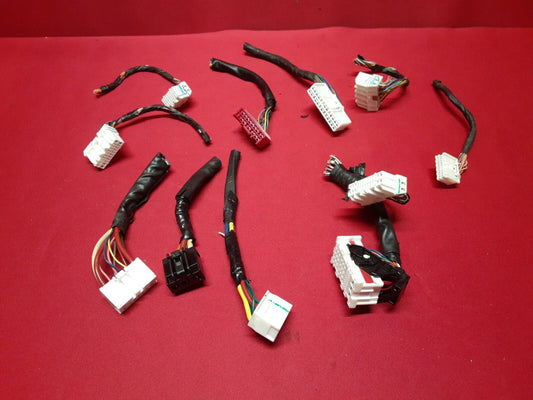 2011 Kia Sorento Interior Fuse Block Auto Light Smart Key 95400-1U031  PIGTAILS