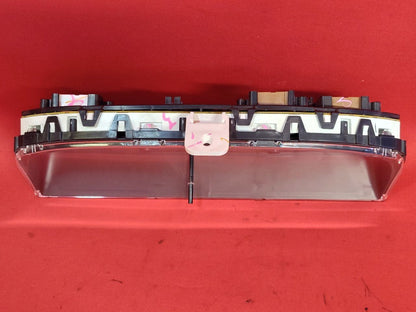 2001 Nissan Maxima GLX GLE Auto Trans Speedometer Instrument Cluster 