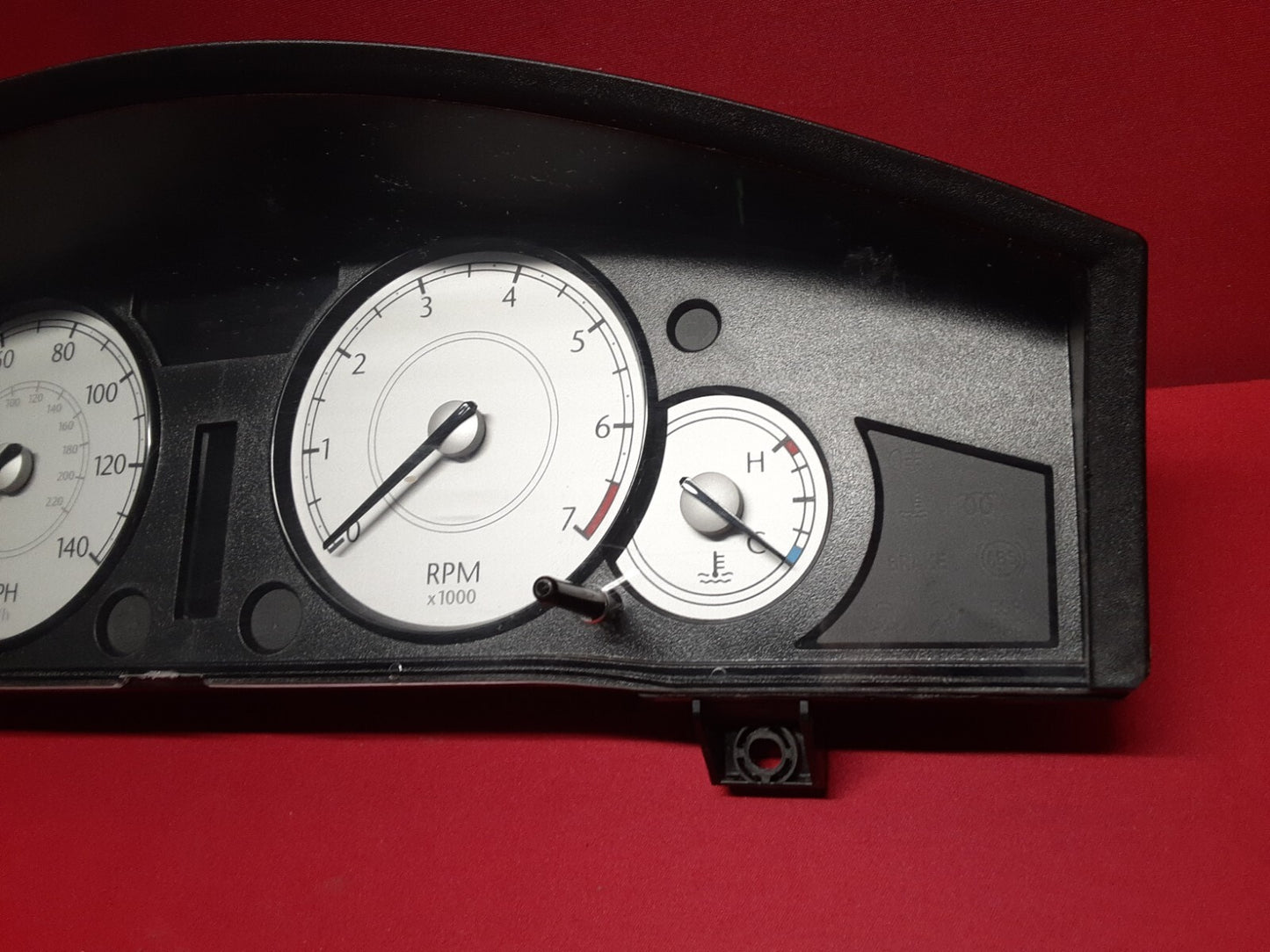 2006 Chrysler 300 Base & Touring Instrument Cluster Speedometer 56044936AG