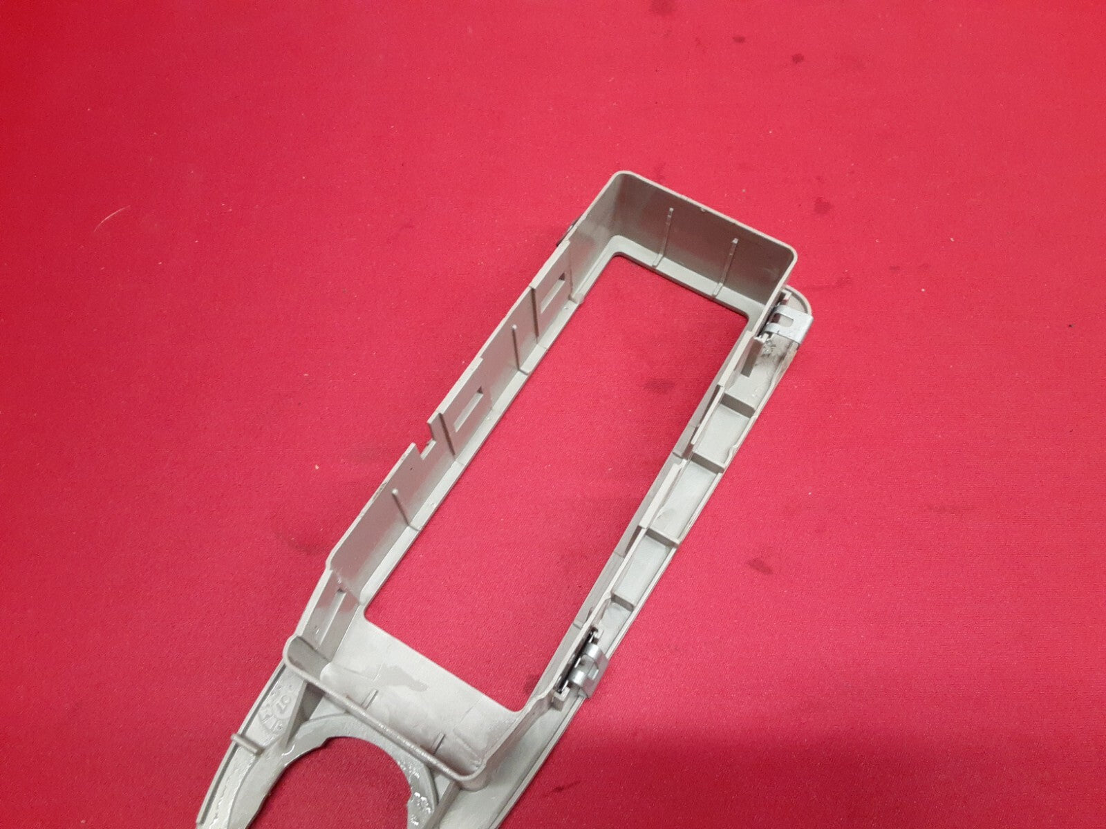 2008 - 2010 Chrysler 300 LEFT FRONT Window Door Lock Switch Bezel 1LG001J1AA