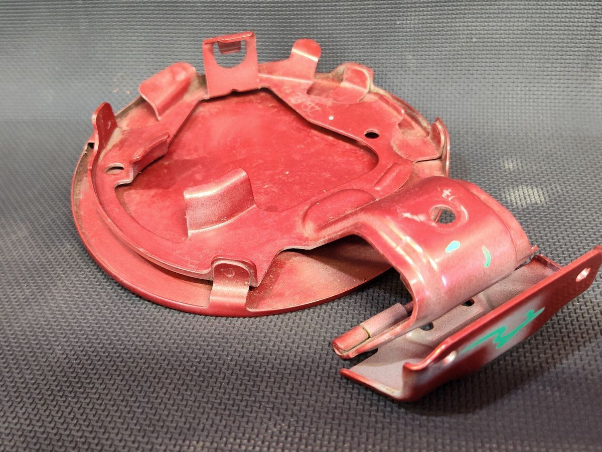 2014-2018 Mazda 3 HATCHBACK Gas Lid Fuel Filler Door 41V Soul Red Metallic
