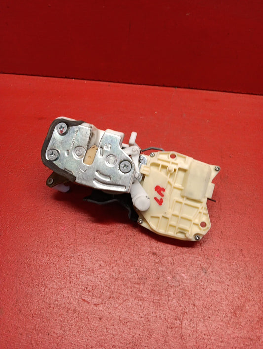 2001-2006 Acura MDX Rear Left Door Latch Lock Assembly 72650-S3V-A01